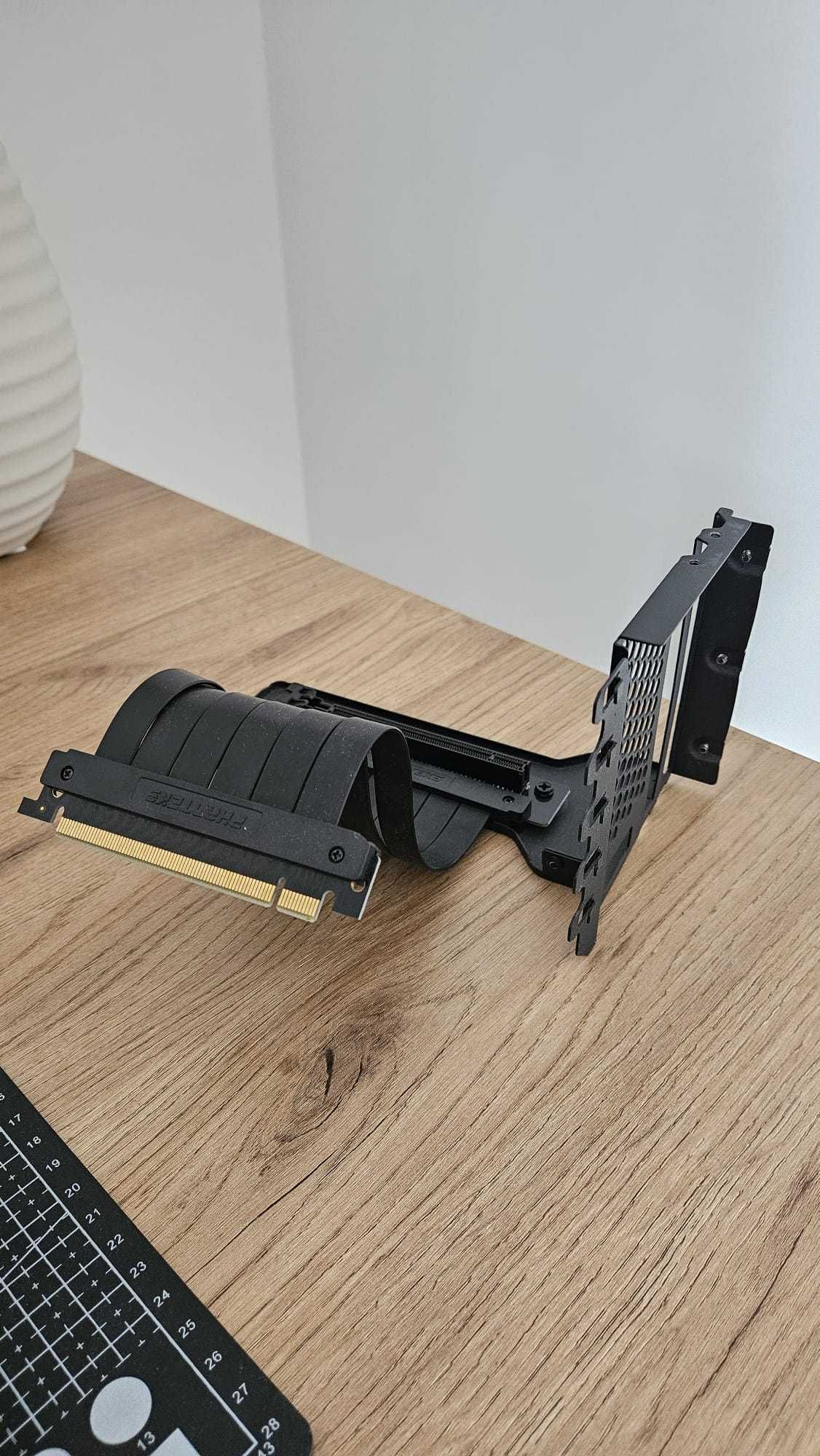 Suporte vertical PCI Phantek