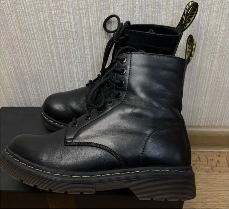 Зимові жіночі чоботи