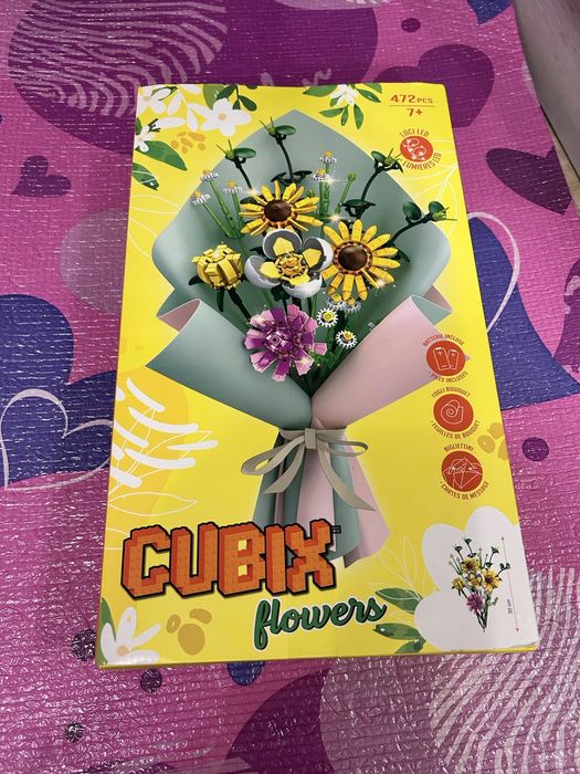 Lego ( cubix аналог Lego) квіти у вазі,472 деталі,7+