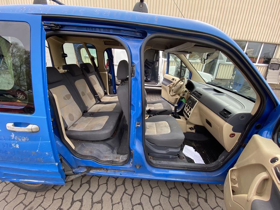 Форд Коннект Конект Салон Сидіння Карти Пластик Стеля Сидушки Розборка