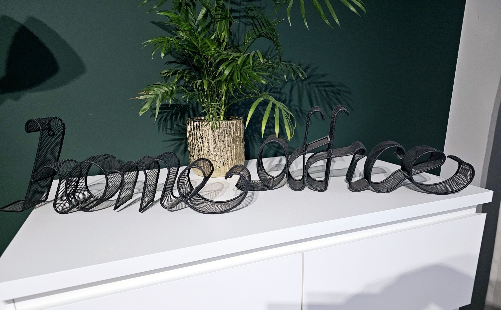 Czarny metalowy napis Home Office