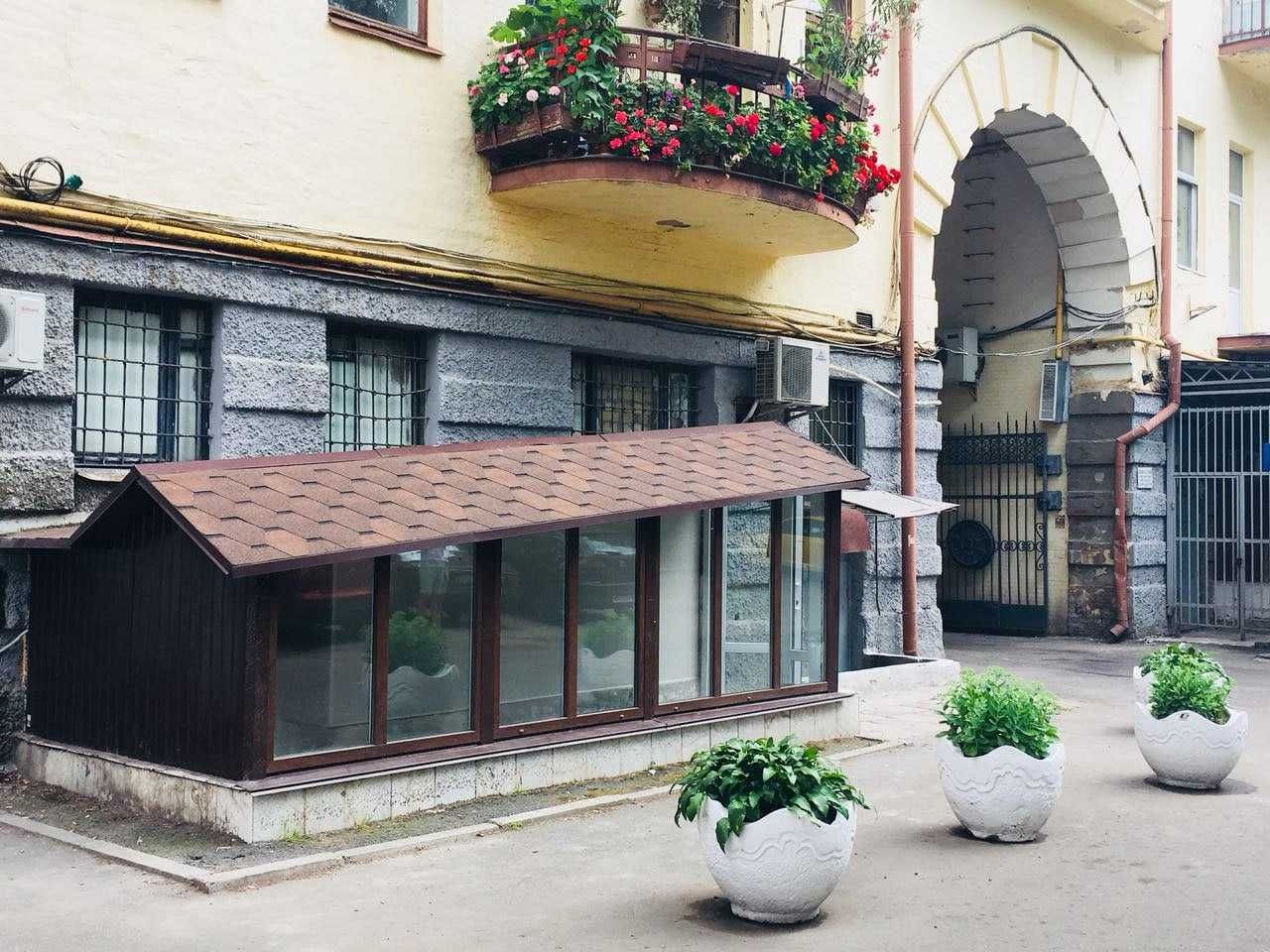 Продаж приміщення, 300м2, підвал, Площа Українських героїв, без%