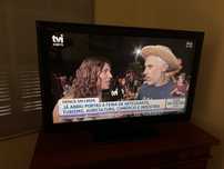 Televisão Sony com comando