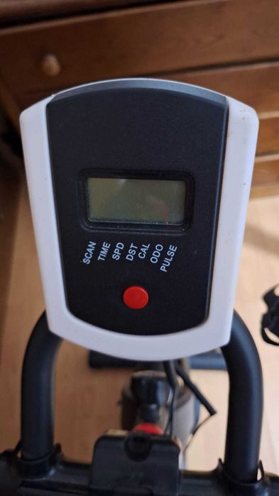 Bicicleta estática como nova