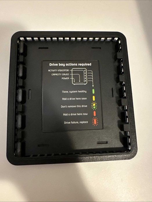 Unidade DAS - Drobo 5C Raid / Como novo / 5 Discos