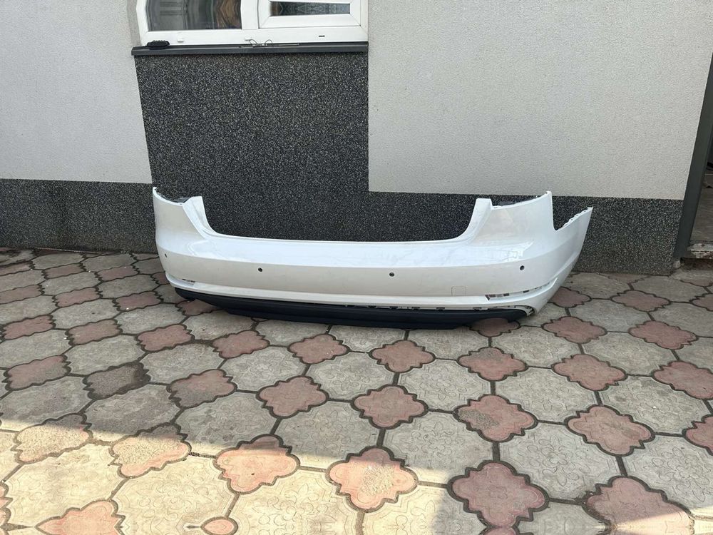 Задній бампер від Ауді А4 В9 2017 рік. (8W5807067GRU)