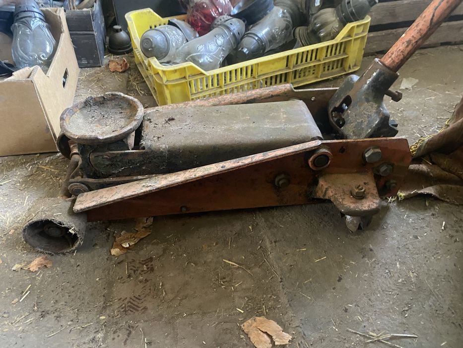 Lewarek podnosnik żaba 4t porządny