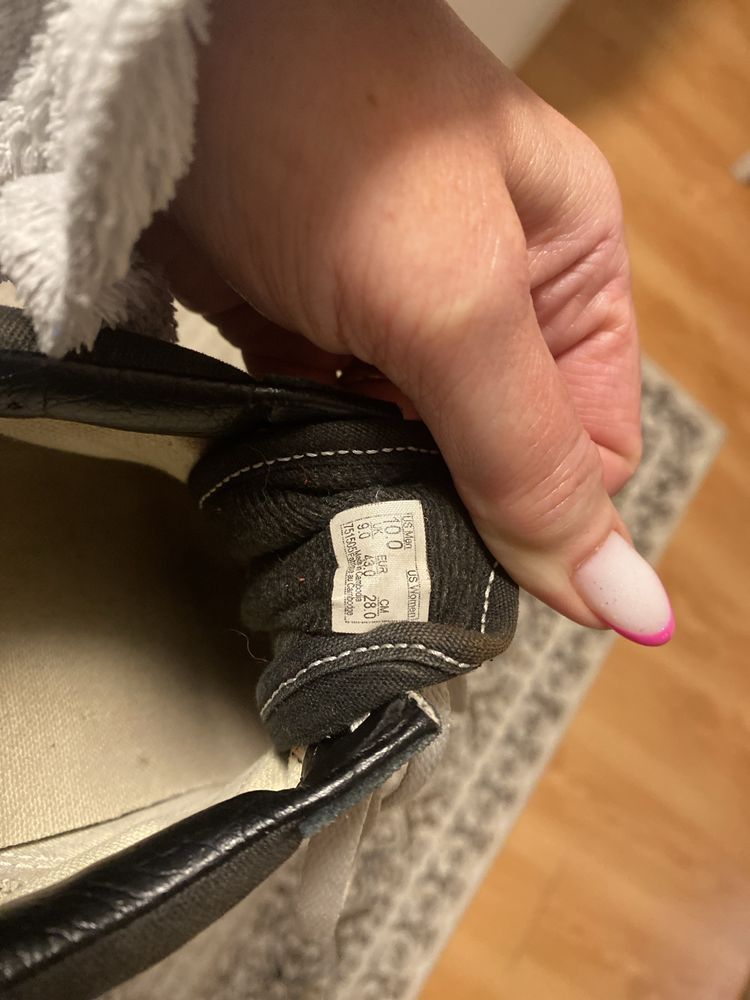 Продам кросівки оригінал Vans