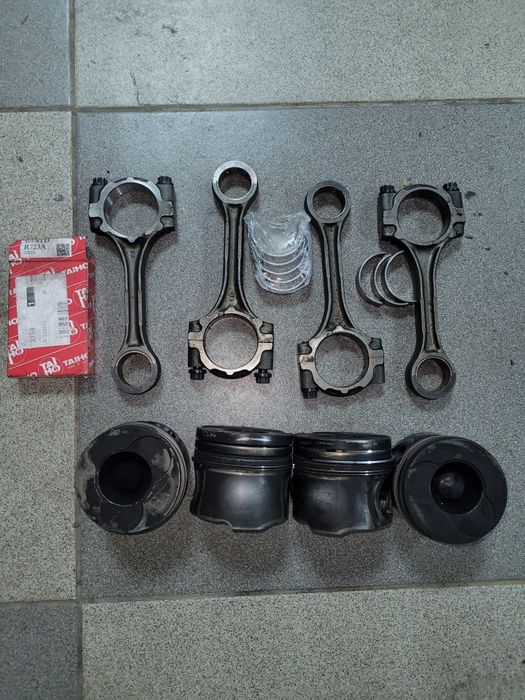 Поршень, шатун Двигун d4d 1.4 toyota yaris 2004 р.в.