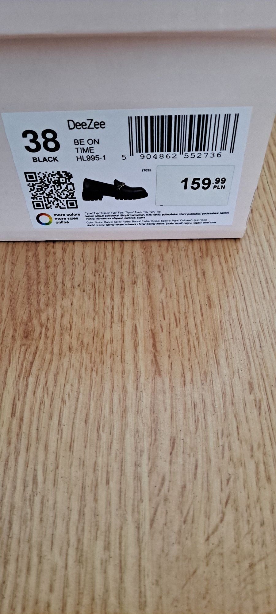 Czarne loafersy z łańcuchem r.38
