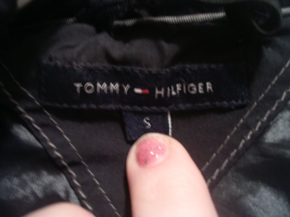 Пуховик  куртка парка  Tommy Hilfiger розмір S