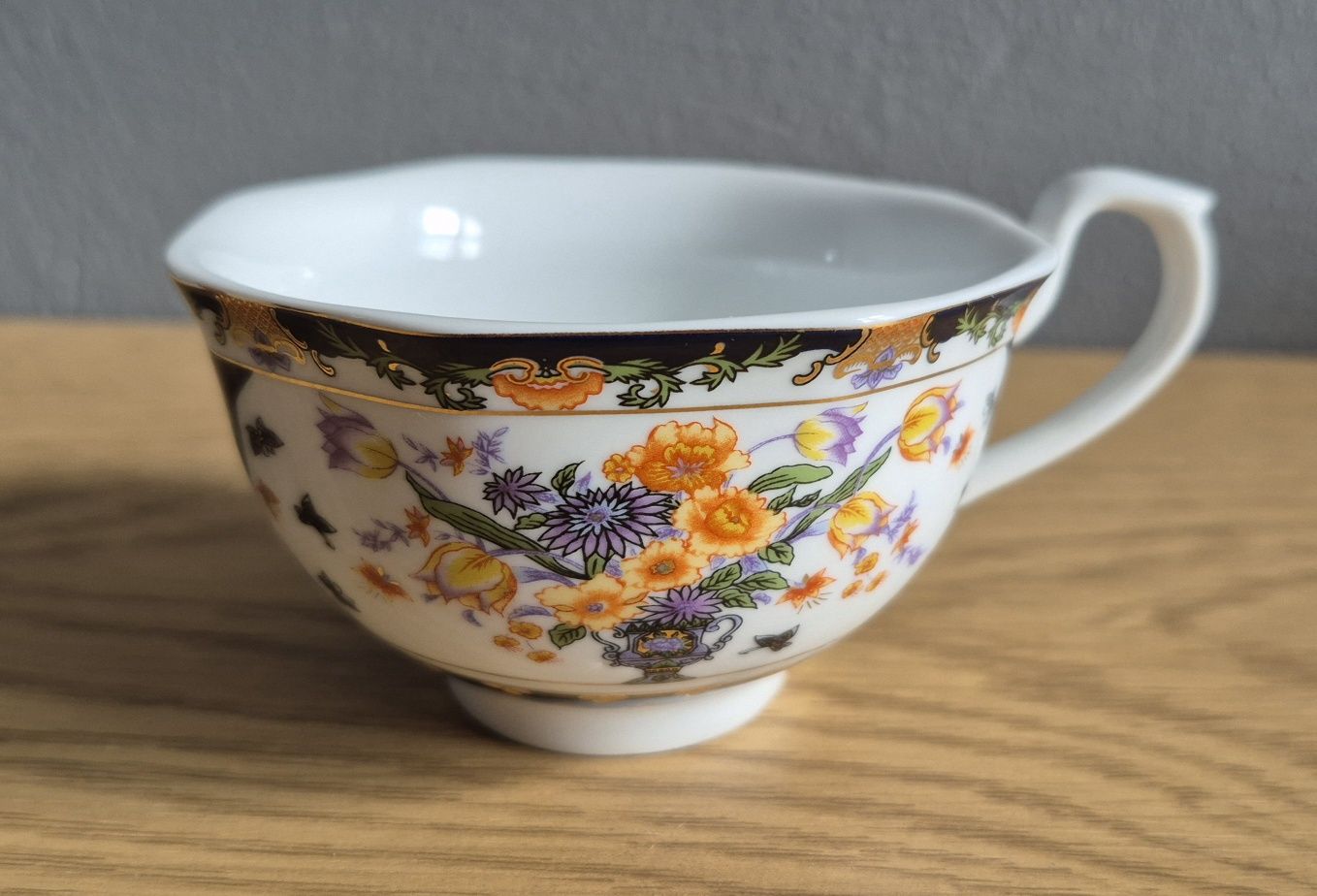 Zestaw filiżanek ze spodkami Porcelana chińska