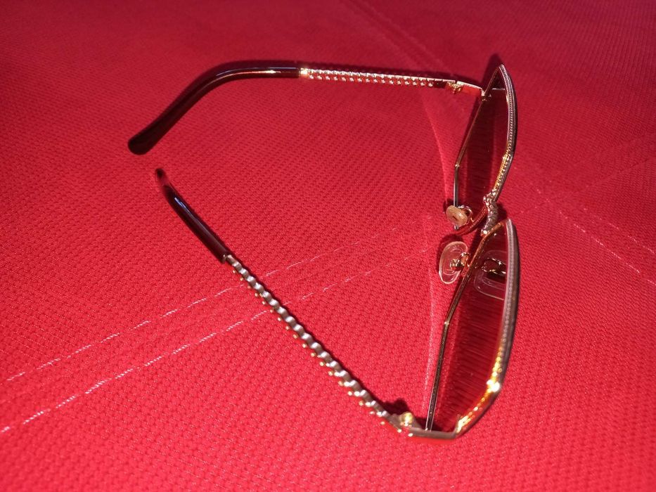 Модні сонцезахисні окуляри