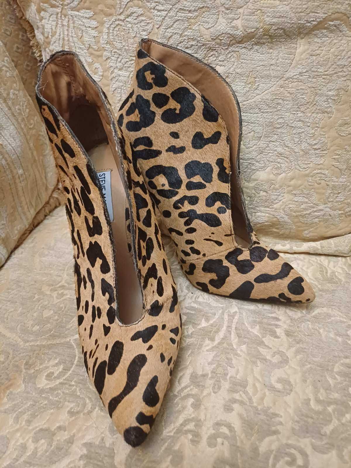 Ботинки, ботильоны 39 розмер Steve Madden натуральная нерпа