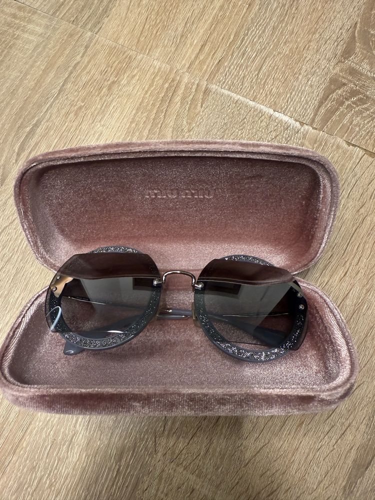 Miu Miu MU06SS C8O1A0 okulary przeciwsloneczne