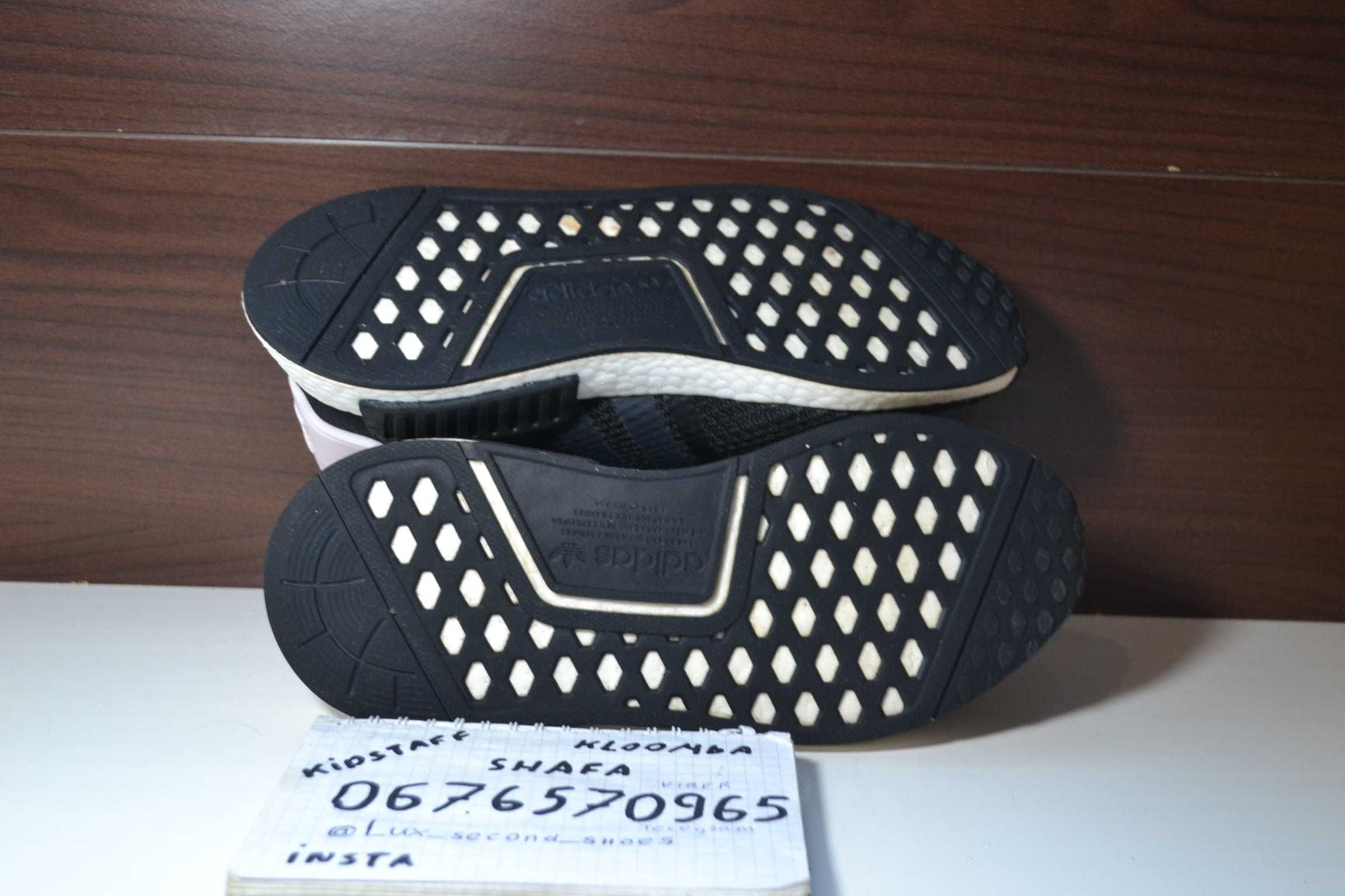 adidas nmd r1 кроссовки 37р  оригинал