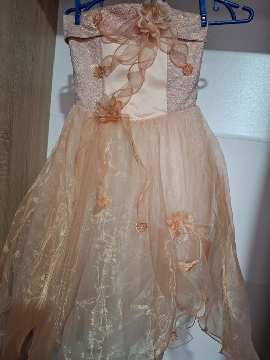 Святкова сукня для дівчинки 116-122-128