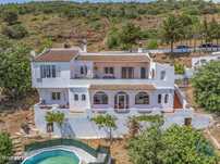 Casa / Villa T3 em Alte de 274,00 m2