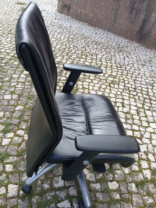 Cadeira escritório pele