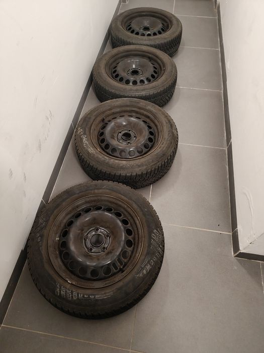Felgi stalowe Opel Astra K 5x105, 56,6 + Opony zimowe 205/60R16(46/19)