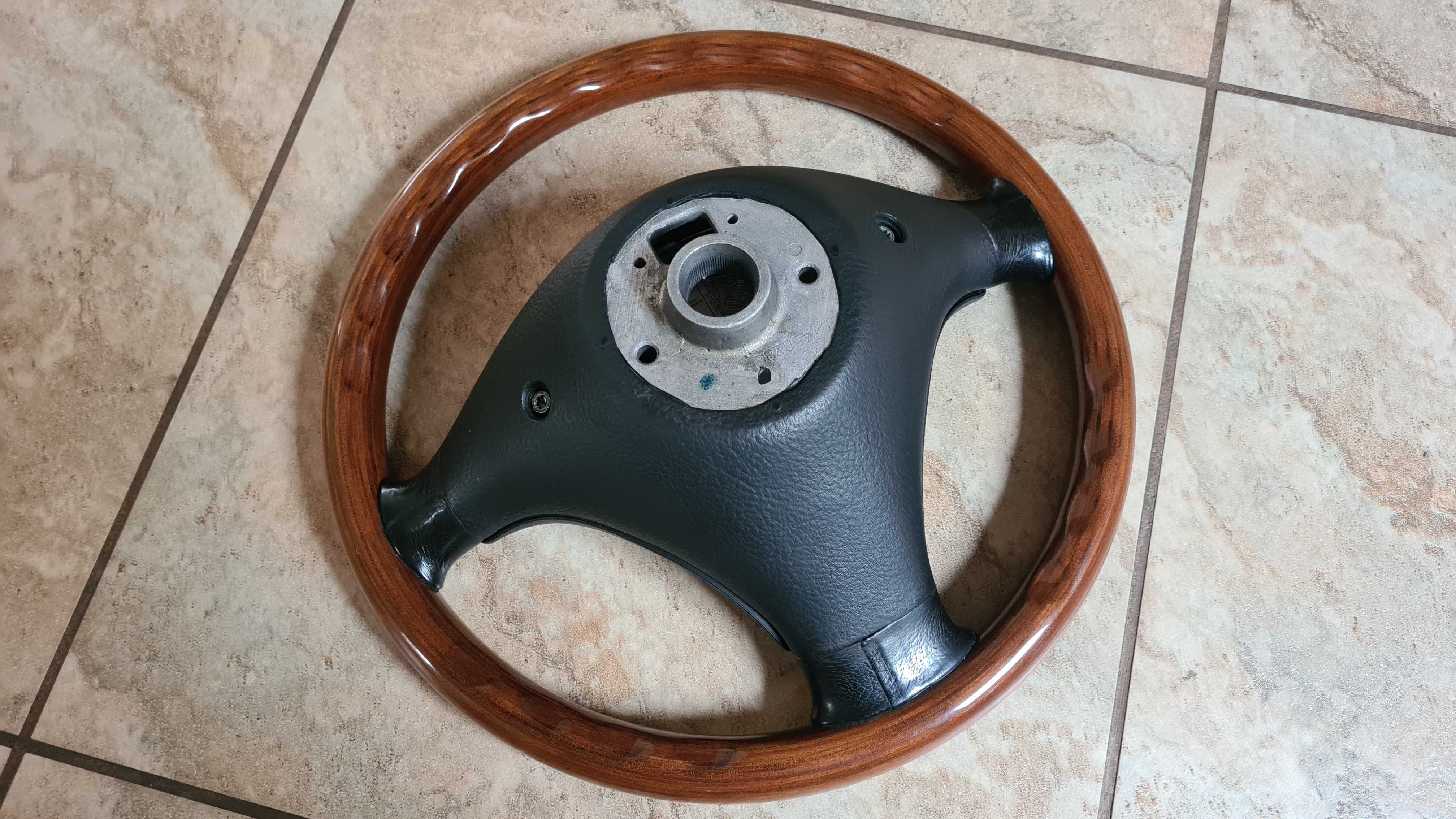 Kierownica drewniana NARDI VW Passat B5 Golf IV Bora Jetta