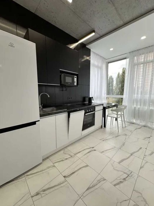 ЖК Французький Квартал 2! Кухня-вітальня +спальня! Низький ПОВЕРХ!