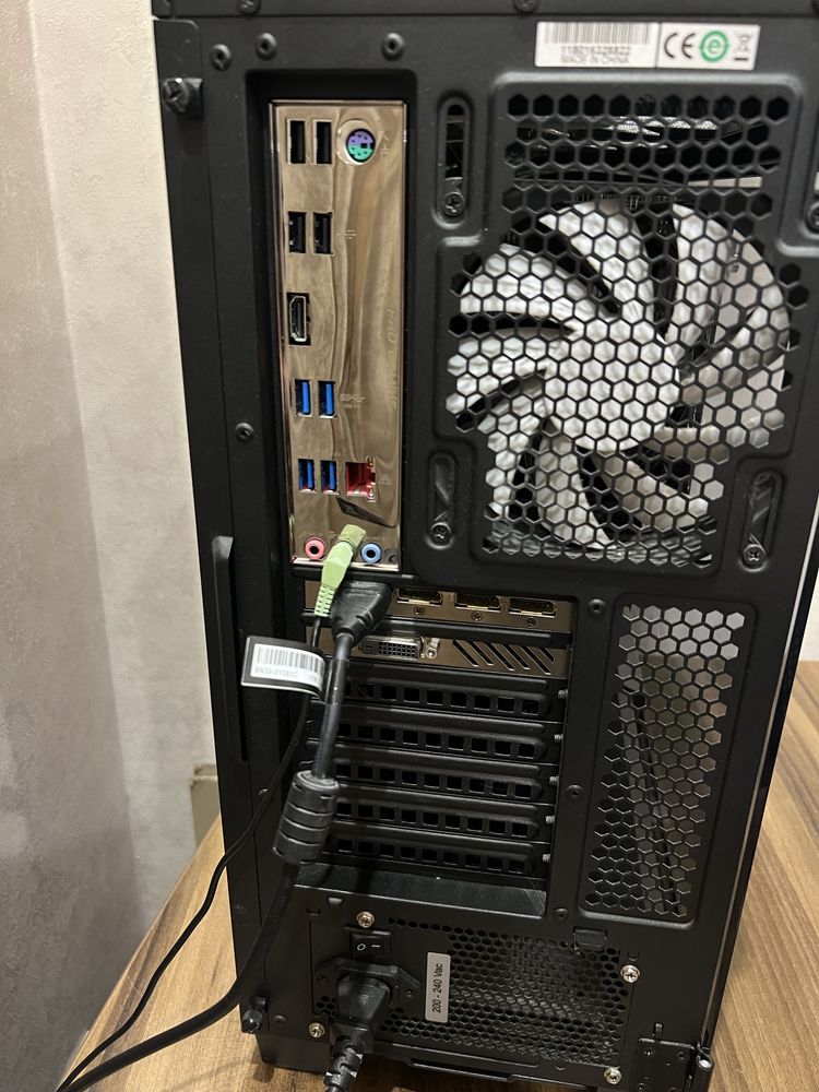 Игровой ПК Corsair Intel i7 GTX1060 6gb RAM 16gb SSD 240gb HDD 1tb