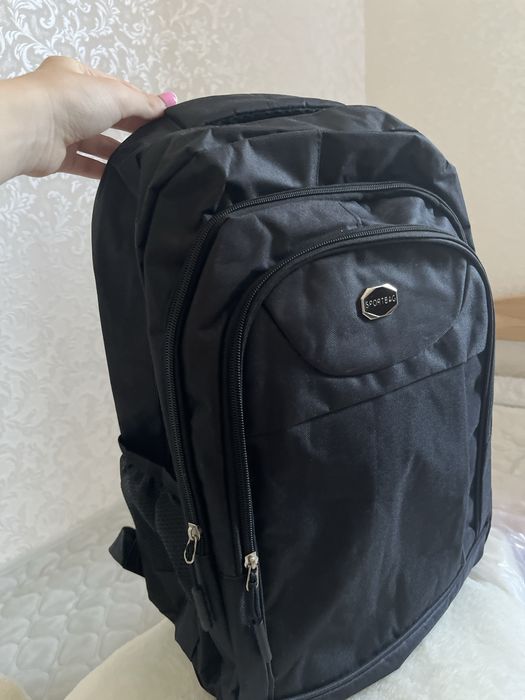 Рюкзак чорний новий
