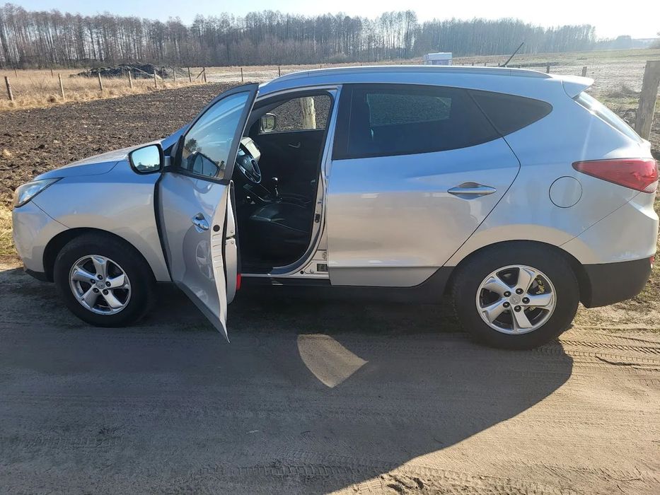 Hyundai Tucson Na sprzedaż HYUNDAI ix35 2010 rok 1.6 stan bardzo dobry