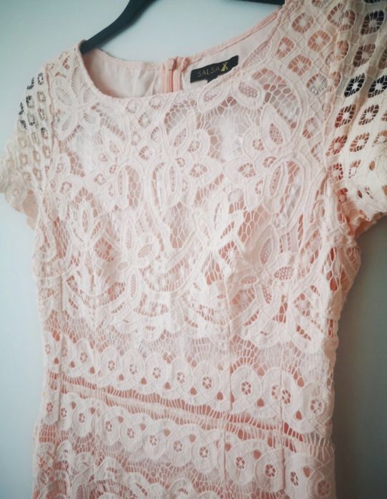 Sukeinka na wesle jasny roz koronkowa M