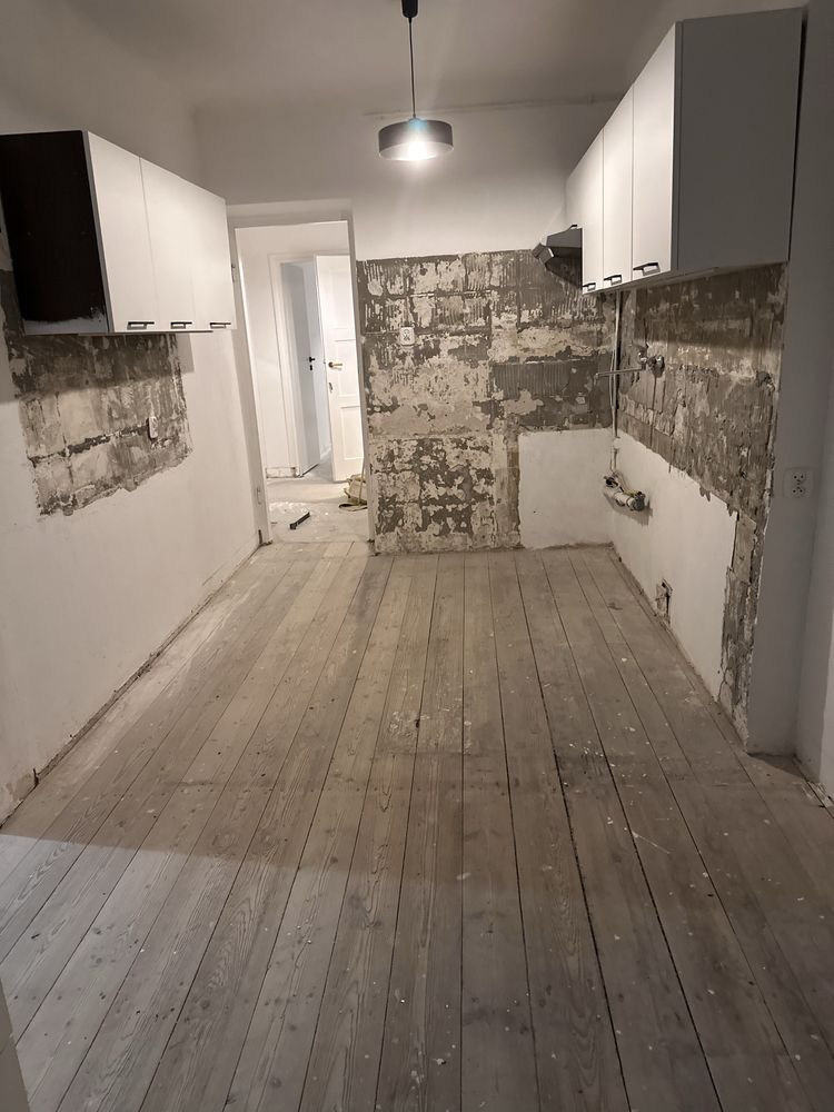 Rozbiórki, wyburzenia, kucie posadzki, tynków, kafelelek, scian,podlóg