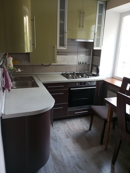 .Квартира вільна з 17листопада в центрі міста.