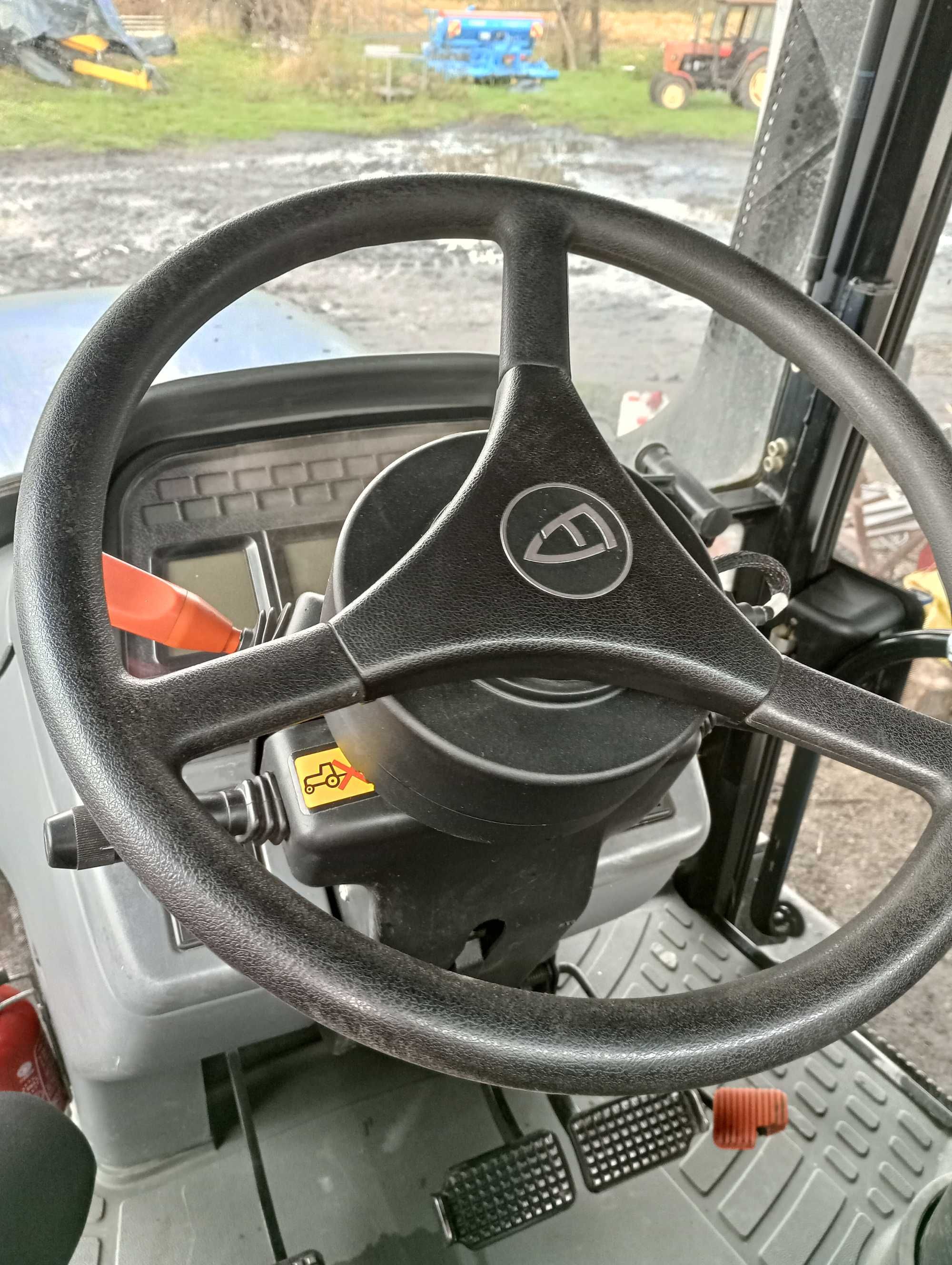 ciągnik New Holland TM190