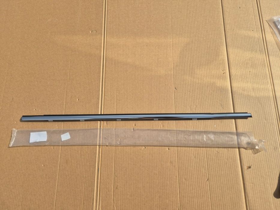 KIA Sorento III listwa chrom drzwi przód P.Zbierak