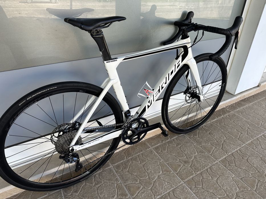 Bicicleta de estrada carbono - Disco / ultegra
