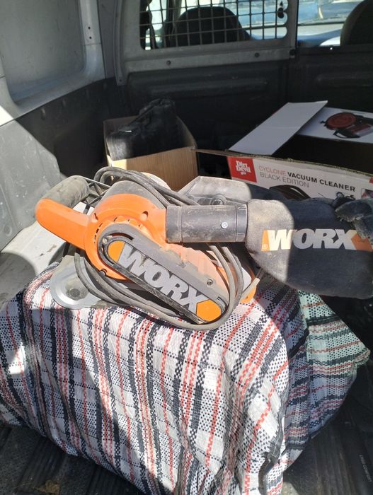 Lixadeira worx em excelente estado