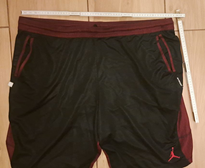 Sprzedam spodenki Jordan