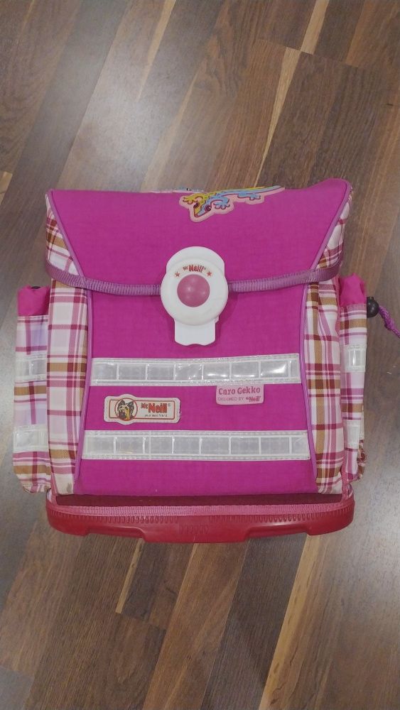 Шкільний портфель/рюкзак для дівчинки McNeil (Німеччина)