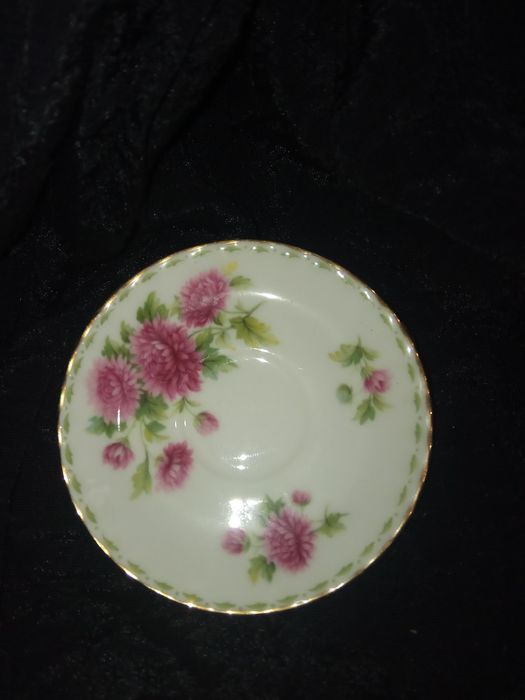 Chávena miniatura Royal Albert November