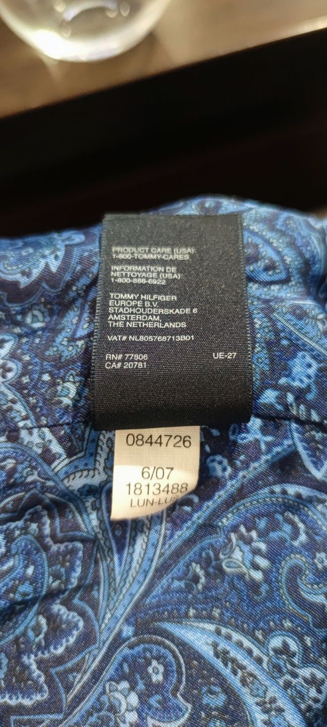 Szara kurtka w jodełkę Tommy Hilfiger