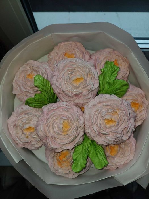 Зефірні квіти та завітки.