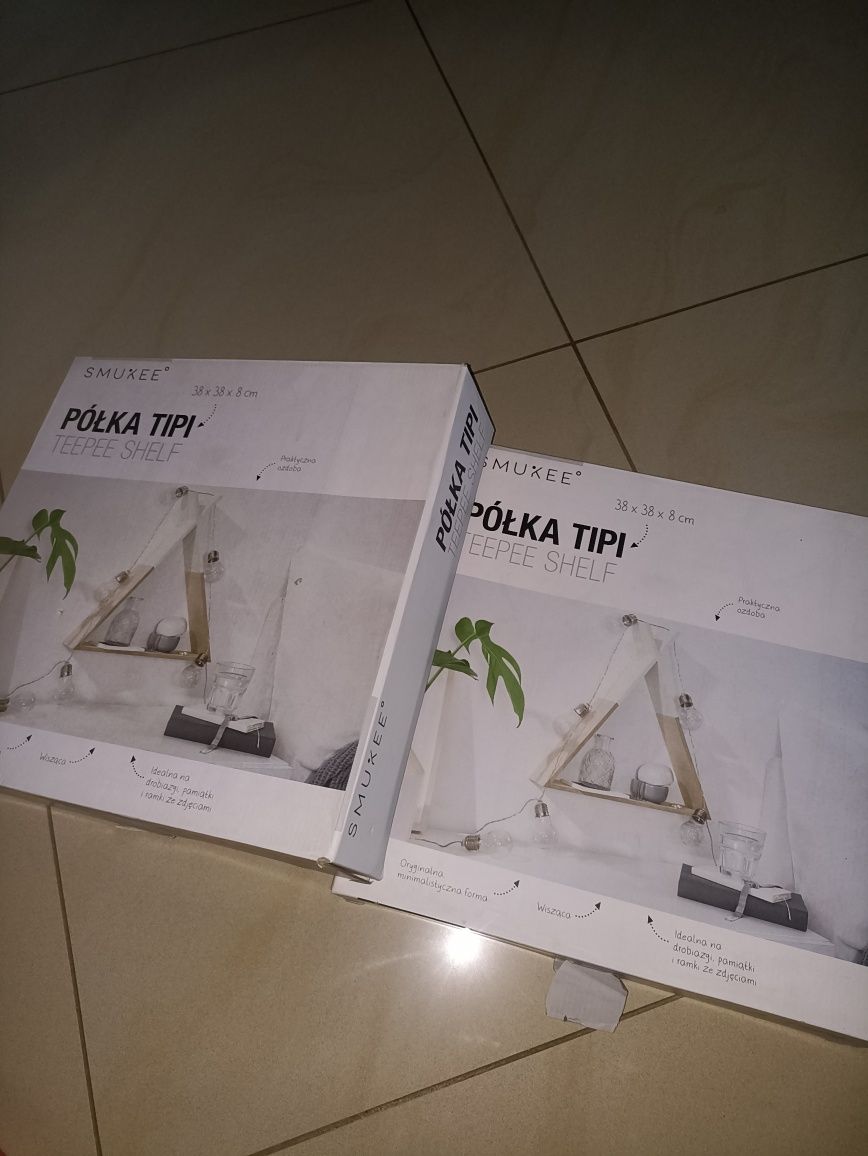 Półki tipi nowe w kartonie