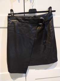 Skórzana czarna spódniczka spódnica Bershka XS 34
