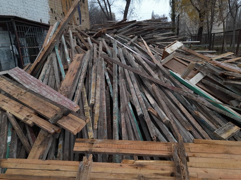 Отдам дрова само вывоз