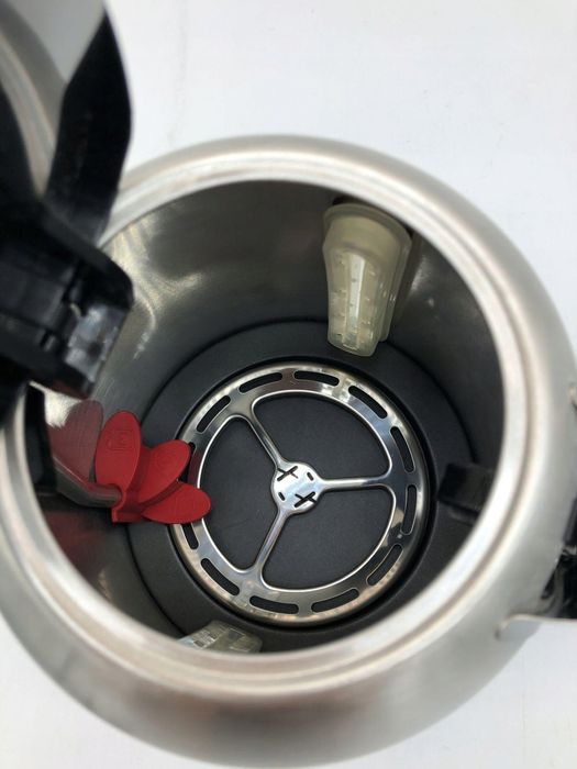 Czajnik elektryczny 1,7L Russell Hobbs stal nierdzewna 3KW czarny