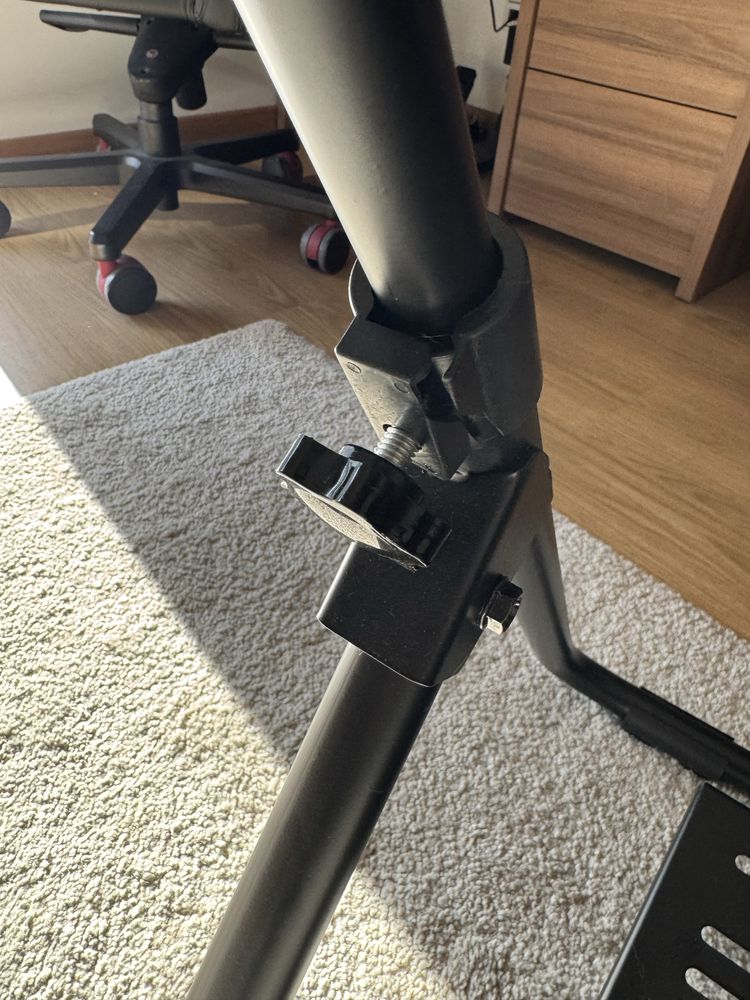 Suporte para volantes - comptivel com logitech e thrustmaster
