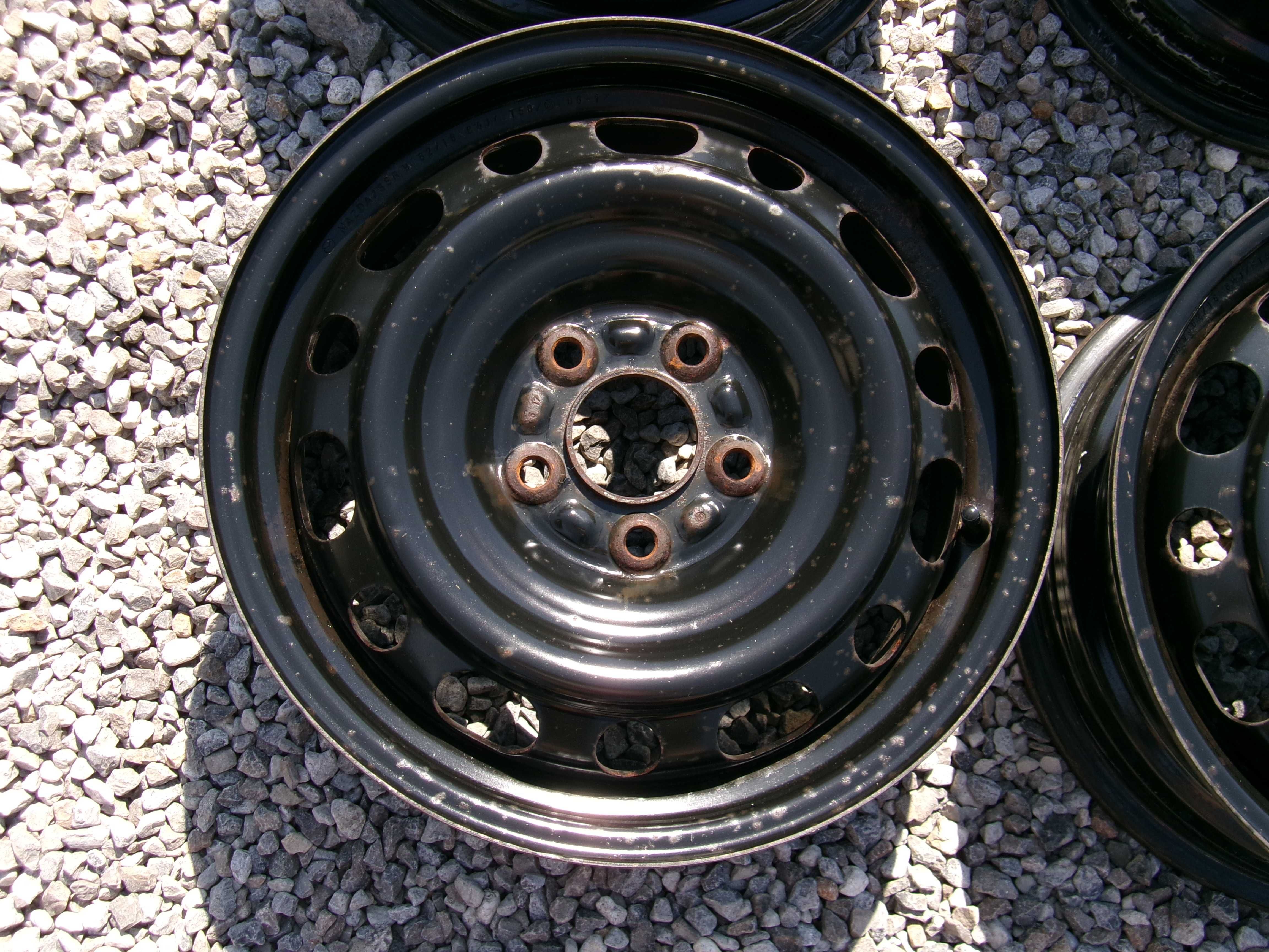 Felgi stalowe 16 5x114,3 Mazda 3 CX-3