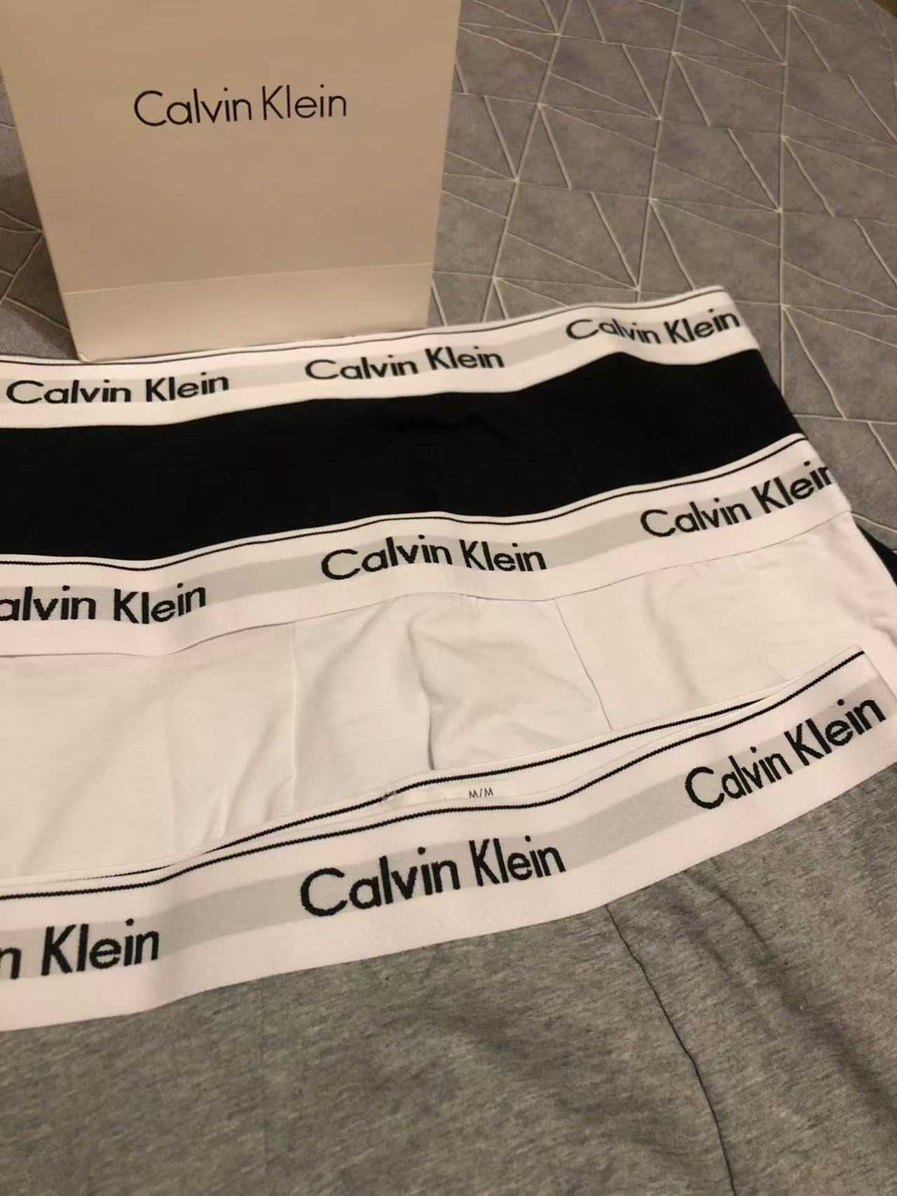 3-pak męskich bokserek Calvin Klein w Rozmiarze XL