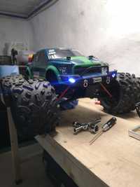 Troca por bicicleta enduro Traxxas summit brushless max 8 combo