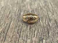 Złoty pierścionek damski cyrkonie p585 r13 2,23g